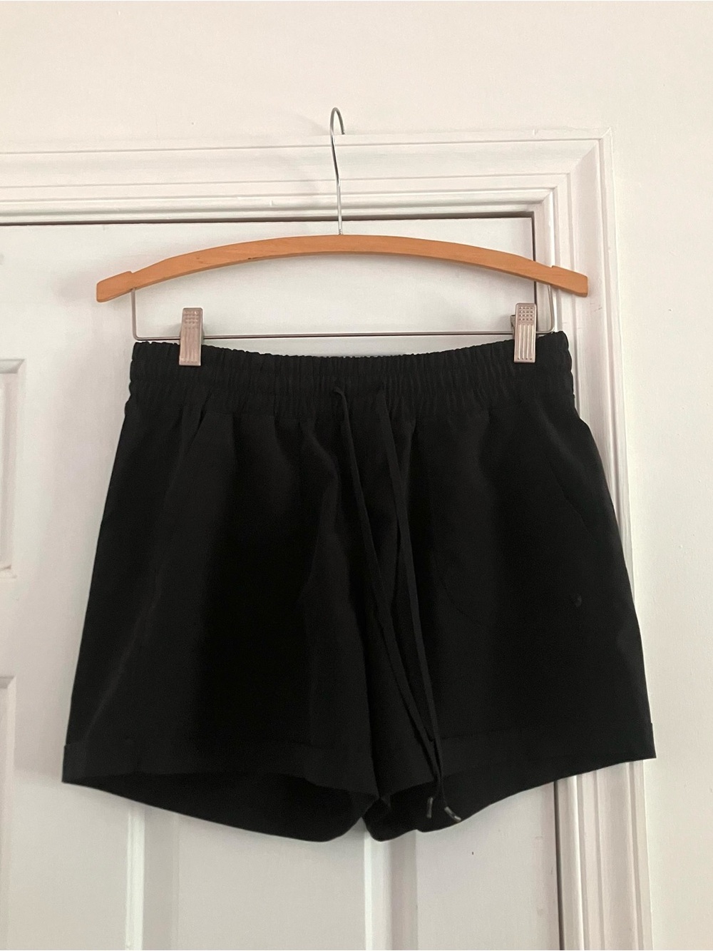 Women’s Black Active Sport Drawstring lightweight breathable Shorts Size Small